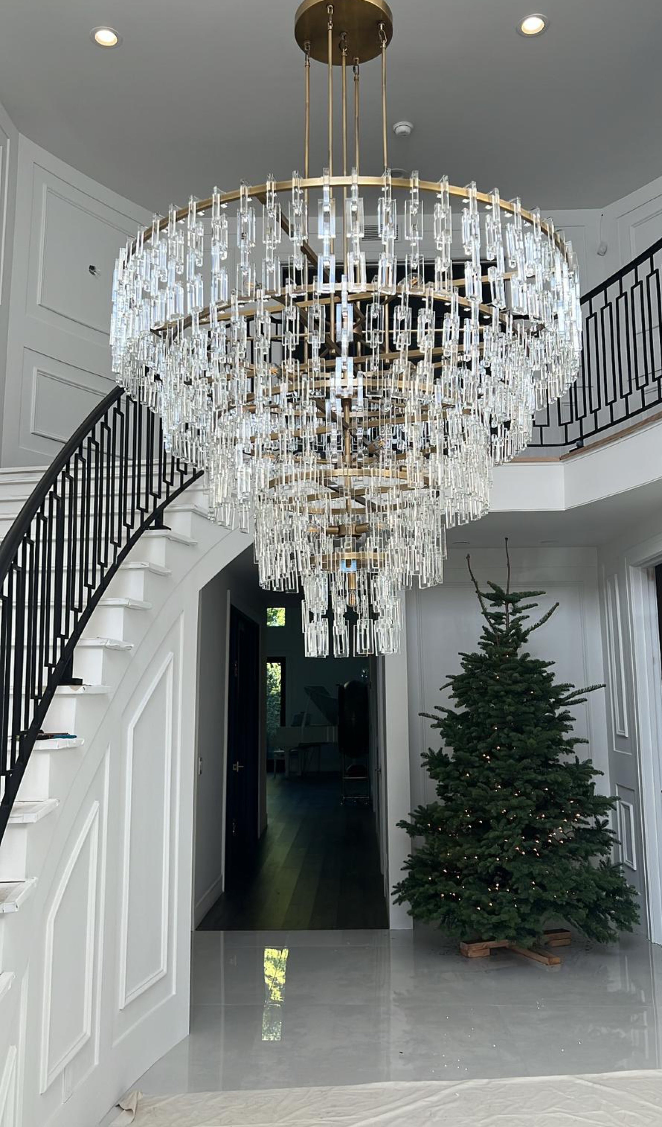 Marignan Five-Tier Round Chandelier 60
