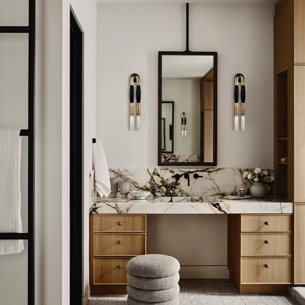 Horse Hair Sconce L